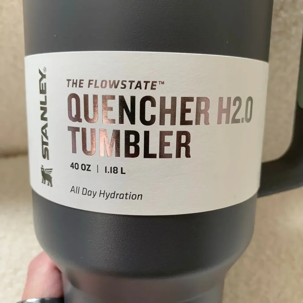 NEW Stanley Flowstate Quencher H2.0 Tumbler 40 oz Charcoal Gray with Teal - Picture 4 of 9